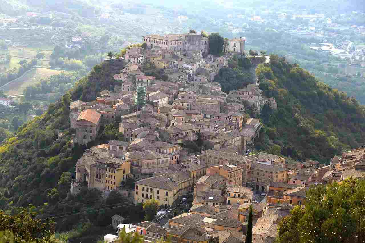 Cosa vedere ad Arpino, antico borgo ciociaro in provincia di Frosinone fra luoghi di culto e storia