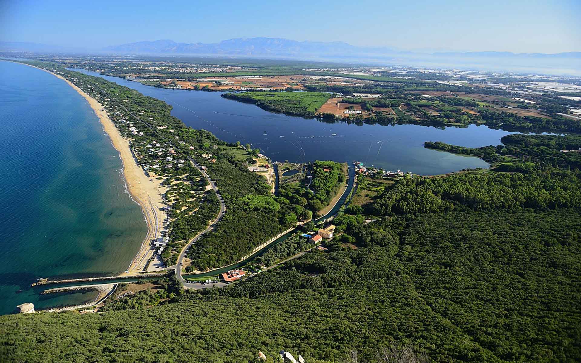 Cosa vedere a Sabaudia: Lago di Paola