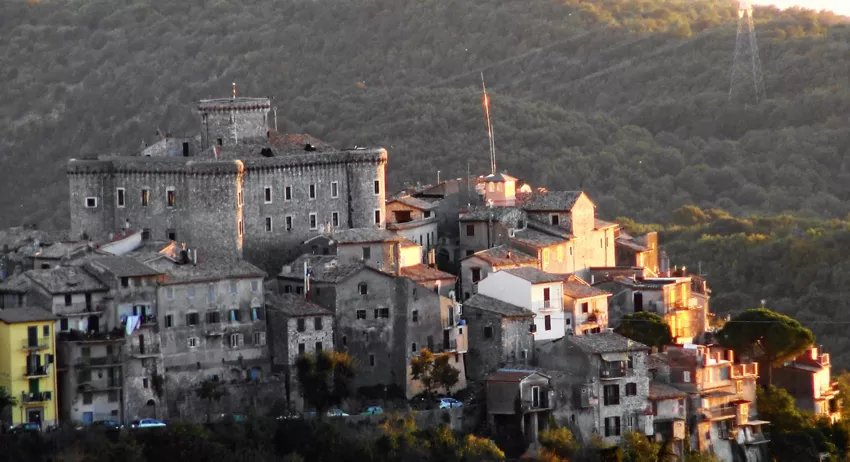 Cosa vedere a San Polo dei Cavalieri: il castello Orsini Cesi Borghese